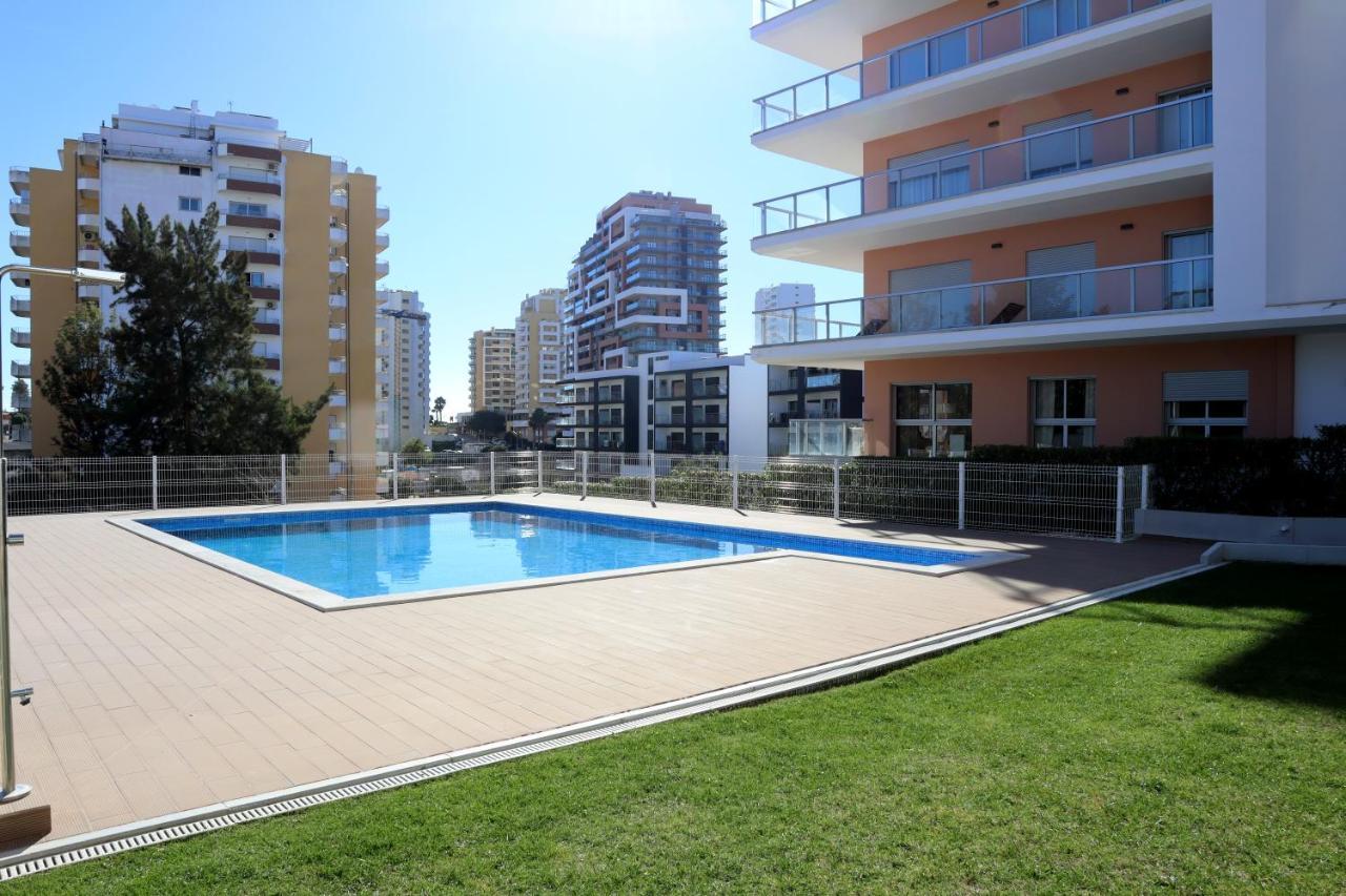 Rocha Premium By Algest Apartment ปอร์ติเมา ภายนอก รูปภาพ