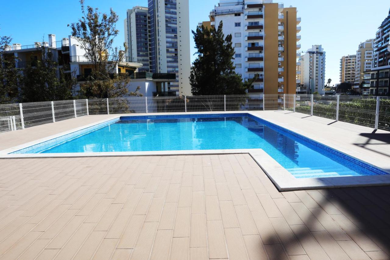 Rocha Premium By Algest Apartment ปอร์ติเมา ภายนอก รูปภาพ
